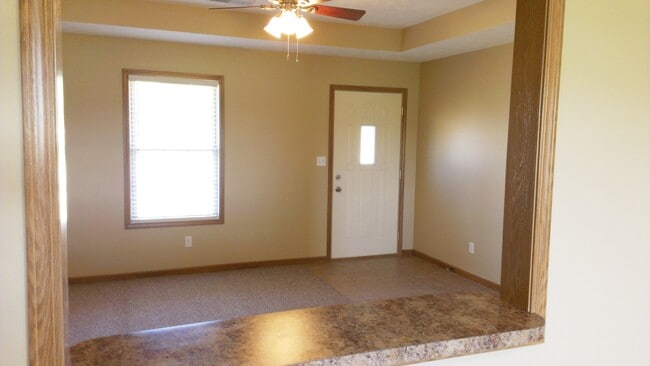 Photo - 3282 Buckland Square Unit A