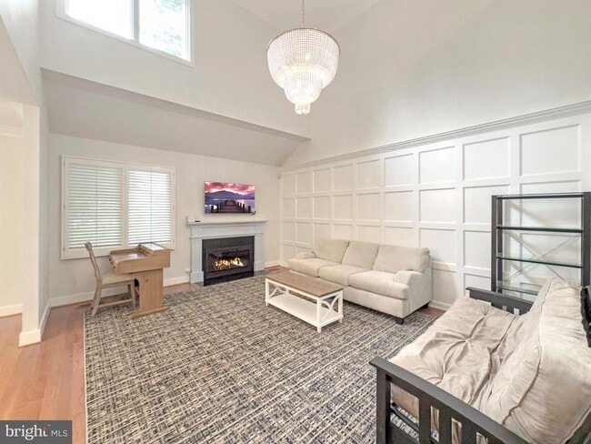 Photo - 42 Greythorne Woods Cir