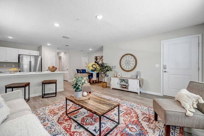 Photo - 6523 Breezy Oaks Wy Unit 201