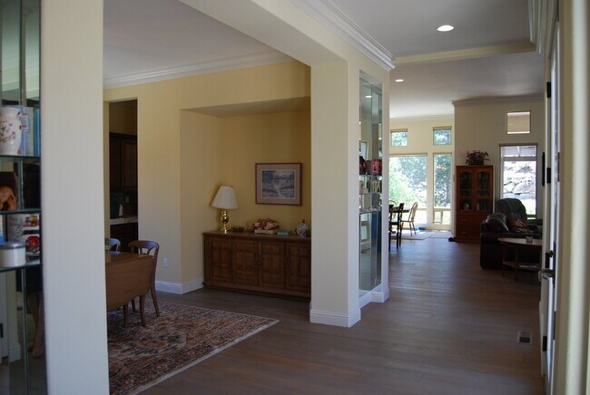 Photo - Single Level Home in Mountaingate