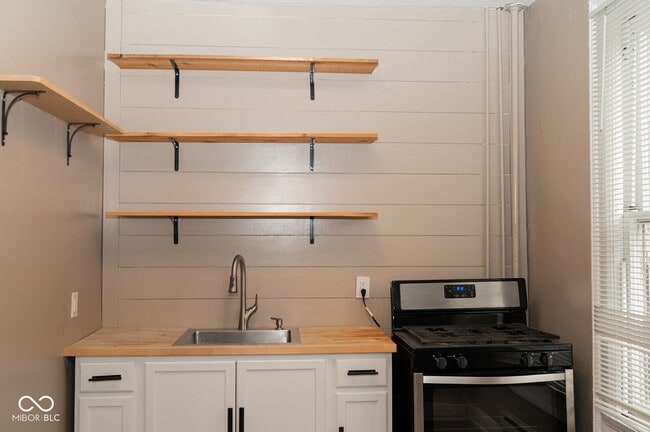 Photo - 1717 N Talbott St