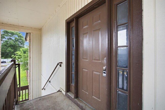 Photo - 611 Carpenter Ave Unit 201