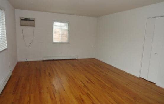 Photo - Green Acre Apartments