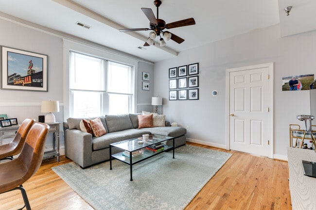 Photo - 1301 Porter St Unidad 301