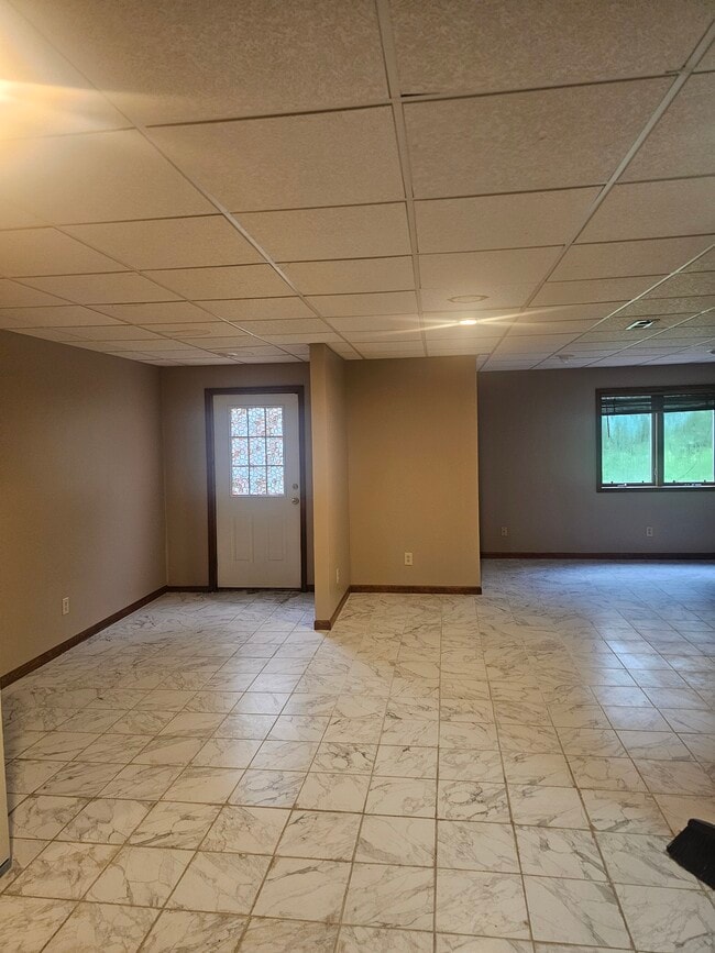 Building Photo - 4403 Windsor Ct Rental