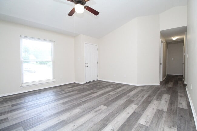 Photo - 3BR/2BA Home Near UWF with High Ceilings, Large Backyard Deck & Fully Fenced Yard