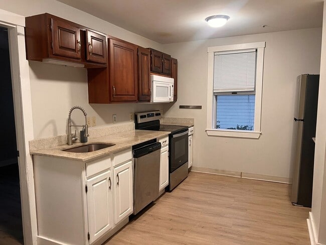 Photo - 39 St Thomas St Unit B