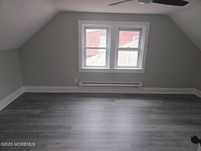 Photo - 168 Chelsea Ave Unit #8