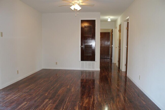Photo - 4708 York Hill Dr