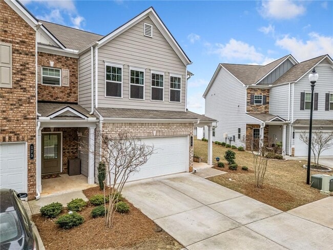 Building Photo - 175 Madison Bend