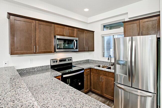 Photo - 620 1st St