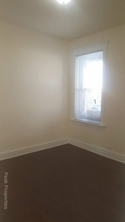 Photo - 3801 N Bernard St Unidad 3AH