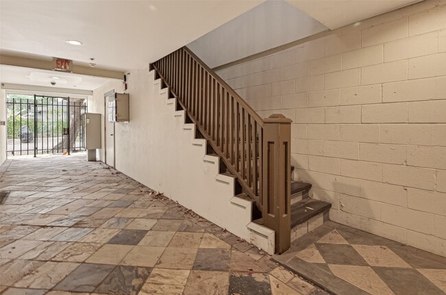 Photo - 1342 Rutland St Unidad 207