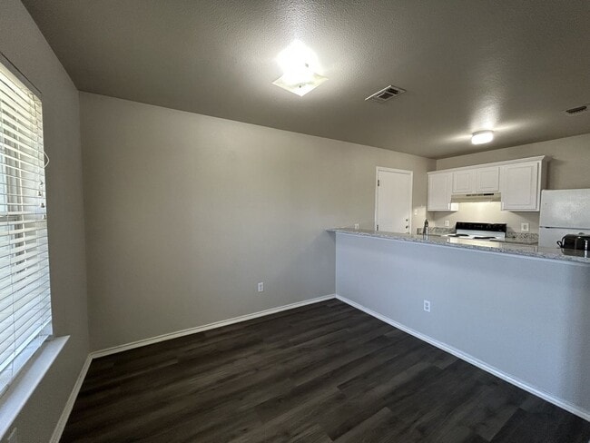 Photo - 8846 Old Sky Harbor Dr