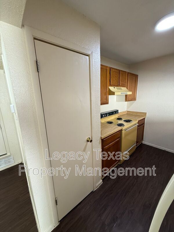 Photo - 1713 Short St Unit A