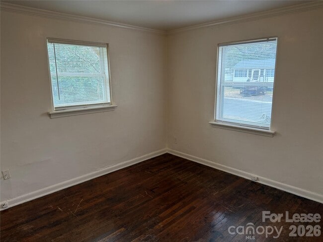 2414 Wilson Ave