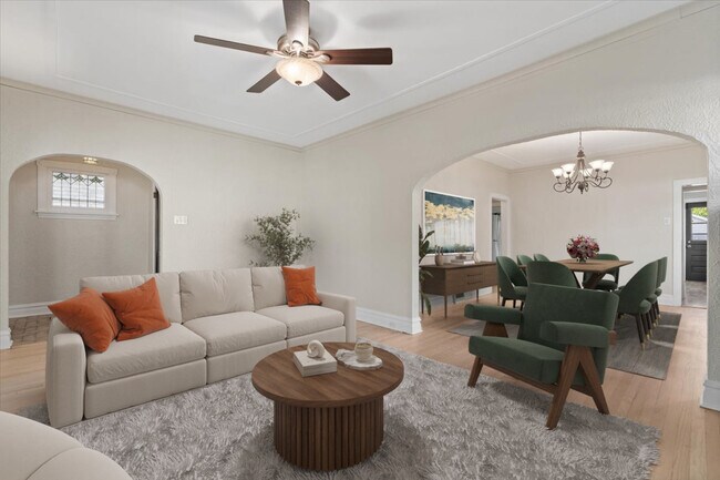 Photo - 4550 N Knox Ave