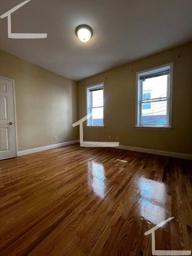 Photo - Top-notch and Unique apartment