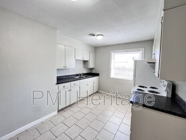 Photo - 15 M.L.K. Jr Blvd Unit Apt 3