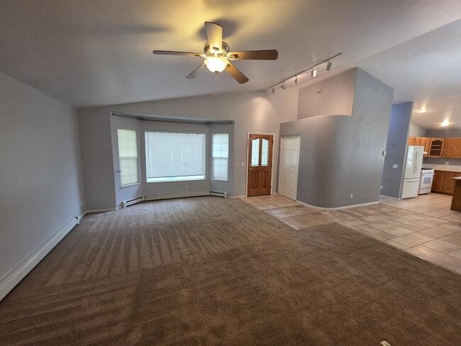 Photo - 615 Shadowbrook Dr
