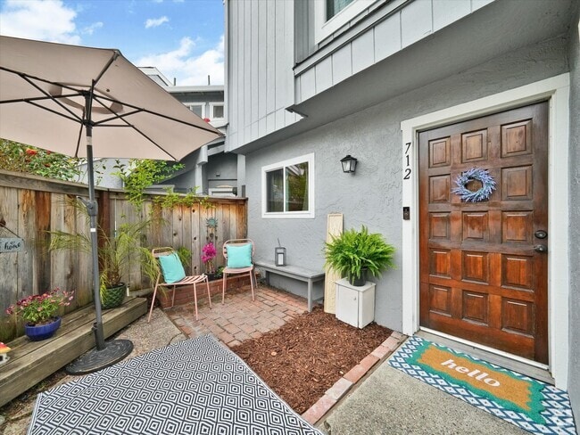 Building Photo - 2bd/1.5 Bathrooms - Sonoma Racquet Club - ... Rental