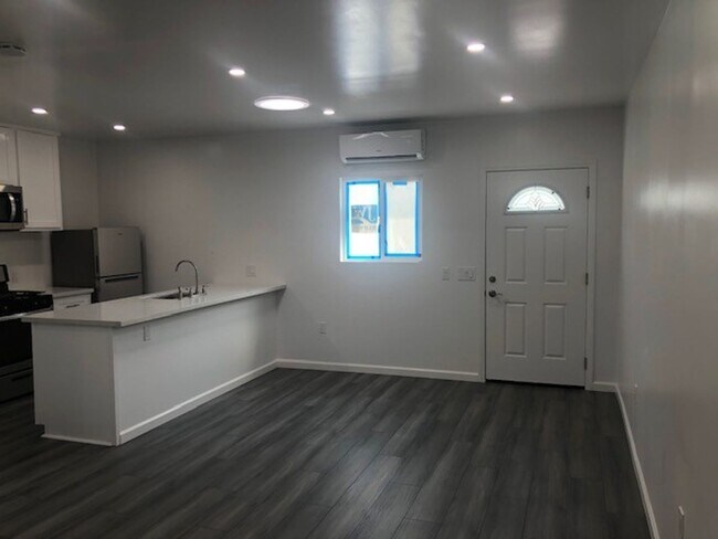 Photo - SCOTT 110-112 Unit 110-A