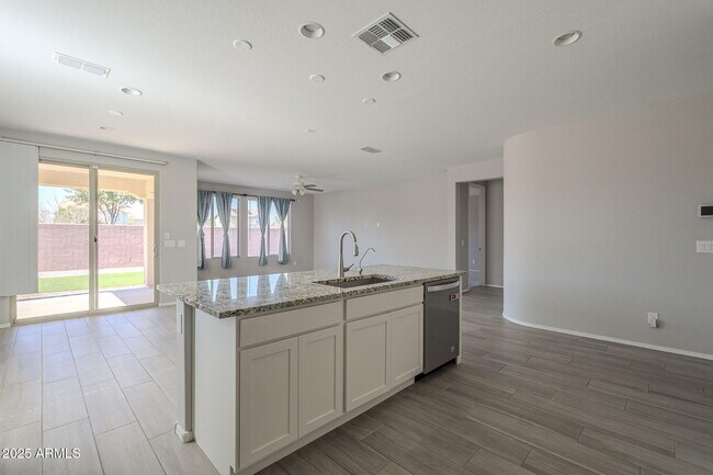 Photo - 25812 N 162nd Dr