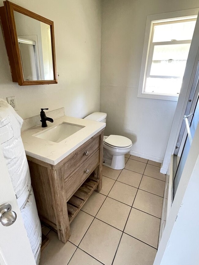 Photo - NML20256 Unit 20256