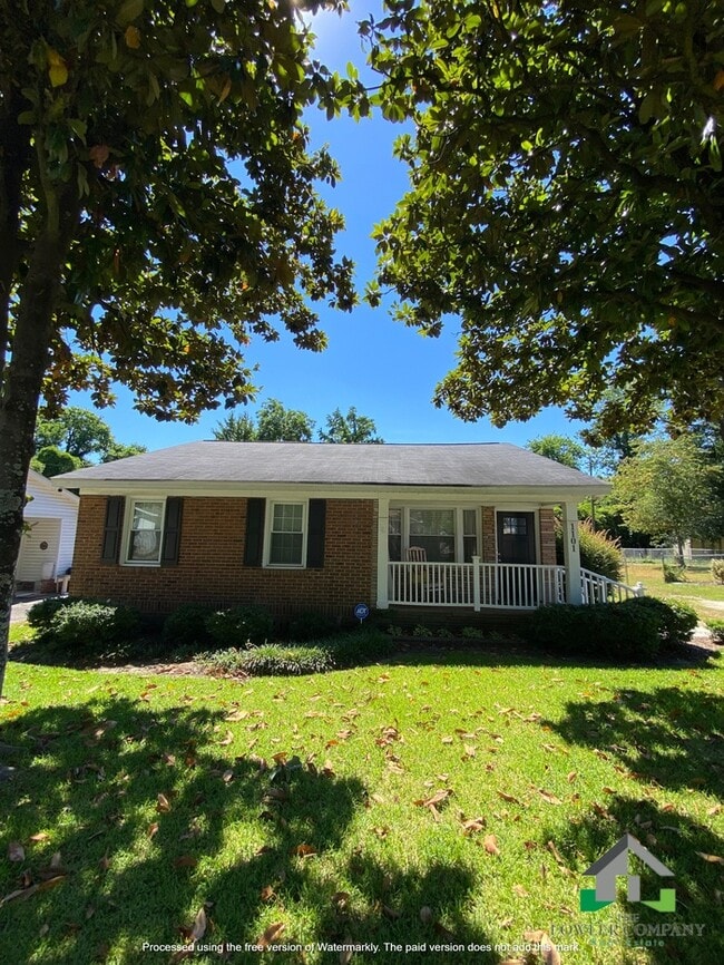 Building Photo - 1101 S Kilbourne Rd Rental