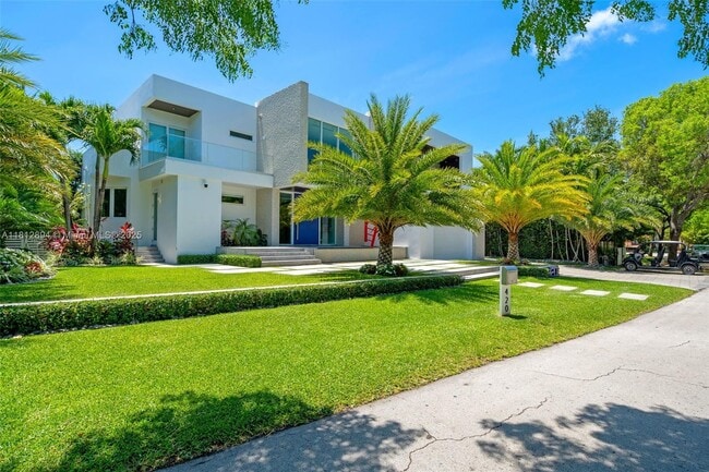Photo - 420 Island Dr