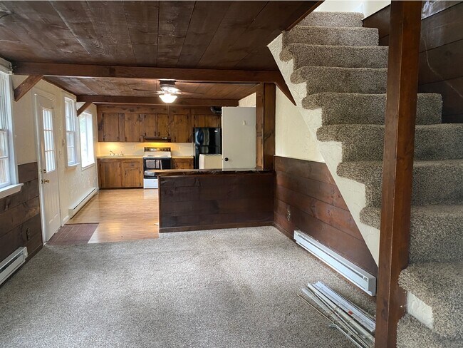 Photo - 110 Central St