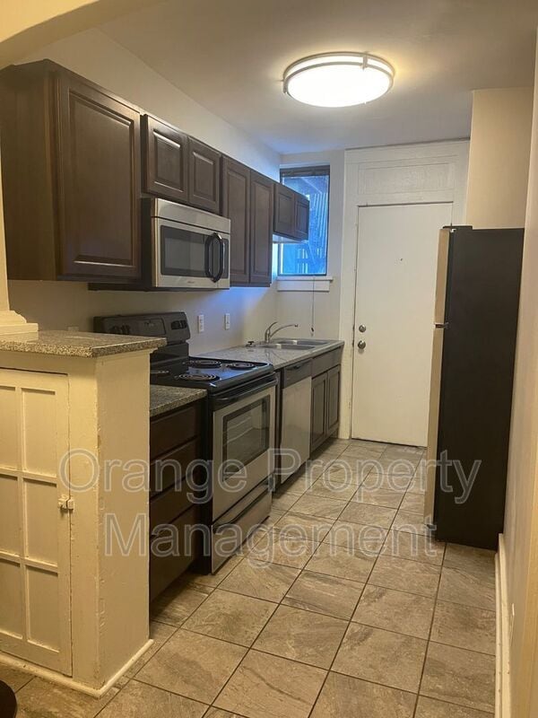 Photo - 804 N 33rd St Unit #2