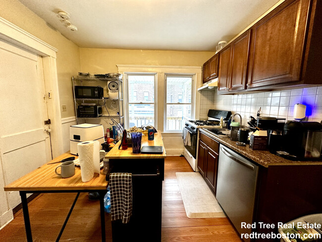 Photo - 9 Radnor Rd Apartments Unit 2