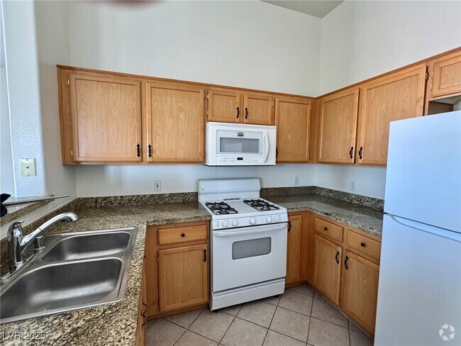 Building Photo - 700 Carnegie St Unit 121 Rental
