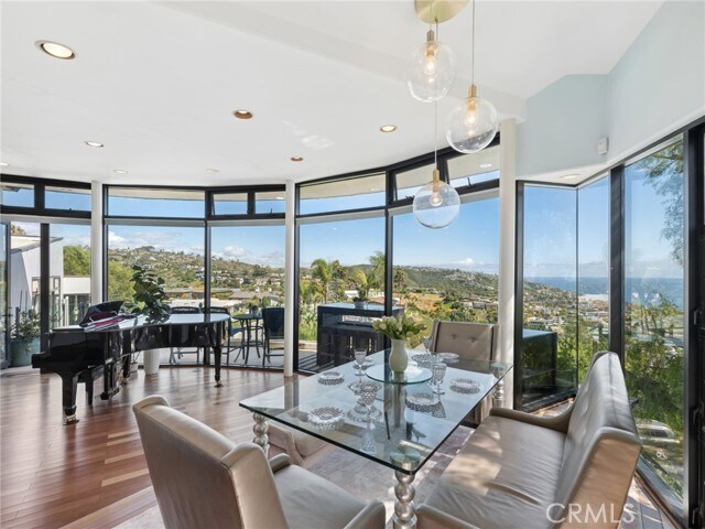 1445 Bounty Way