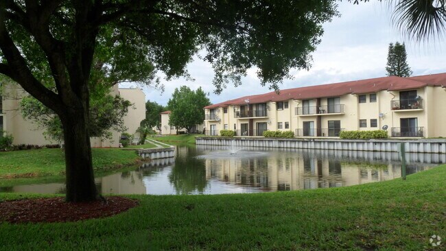 Building Photo - 2050 Oleander Blvd Unit 10207 Rental