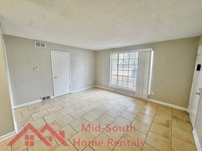Photo - 129 Stonewall St Unit 9