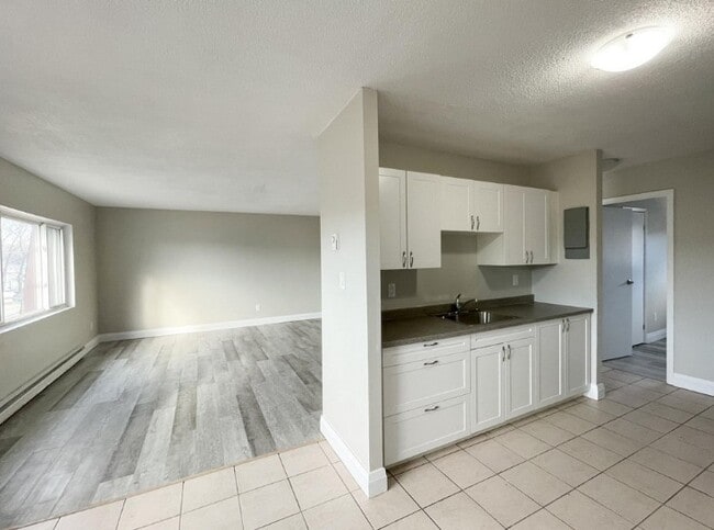 Building Photo - Boxwood Place Apts