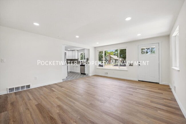 Photo - 305 W Geneseo St Unidad A