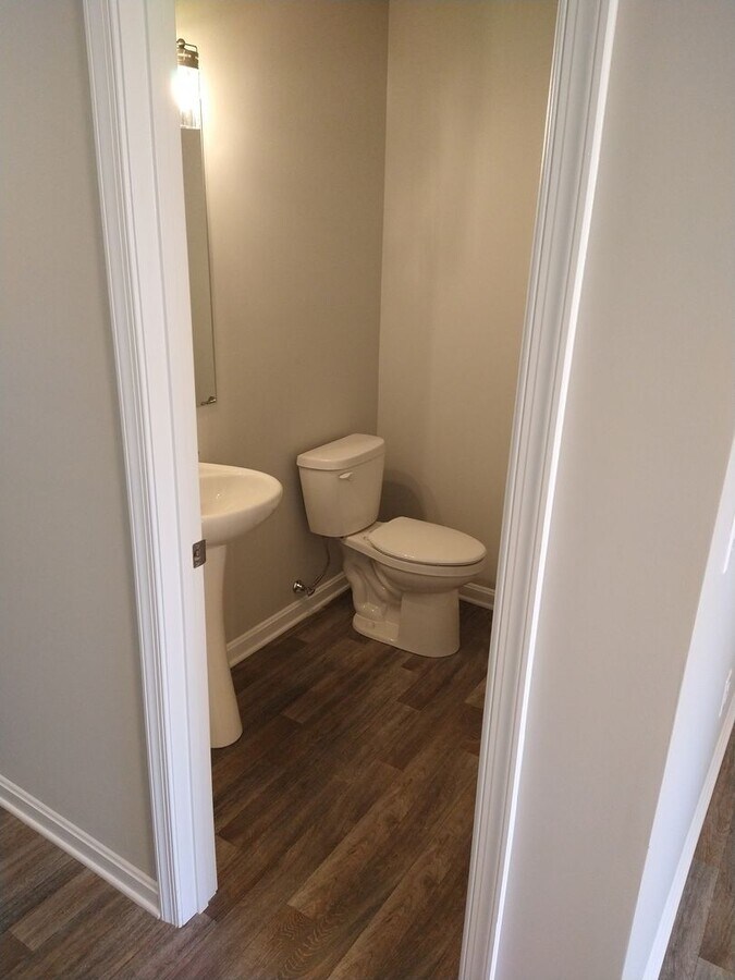 Photo - Modern Kitchen • Walk-In Closet • Private ...