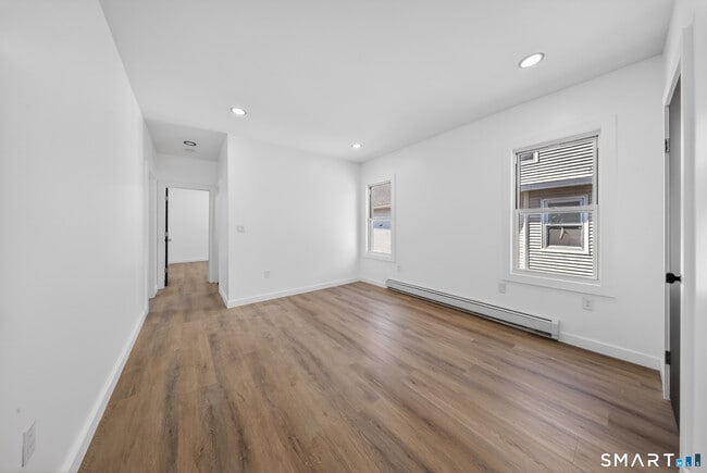 Photo - 259 Laurel Ave Unit 2