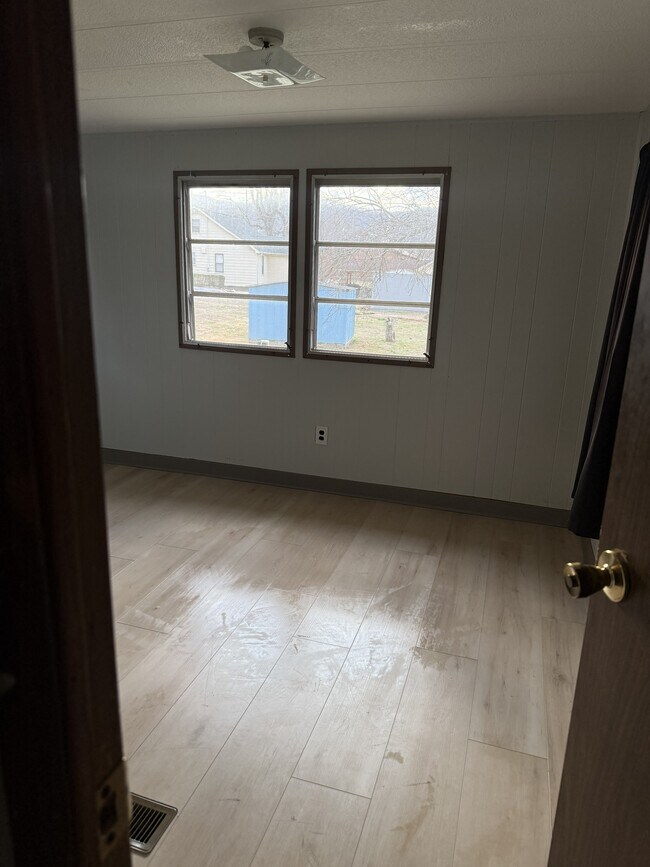 Photo - 1108 S Walnut Dr