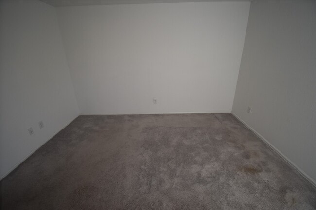 Building Photo - 3326 Spanish Oak Ln