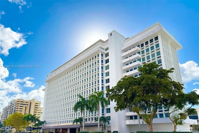 Photo - 700 Biltmore Way Unit 716
