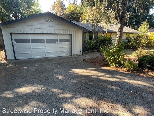 Photo - 3 br, 2 bath House - 9701 SW 62nd Ave