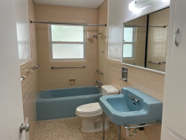 Photo - 6346 Beechwood Ave Unit Main house