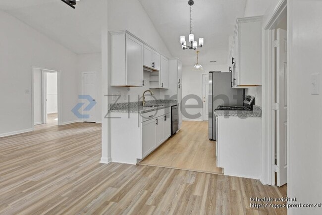 Photo - 4711 Avalon Forest Ln