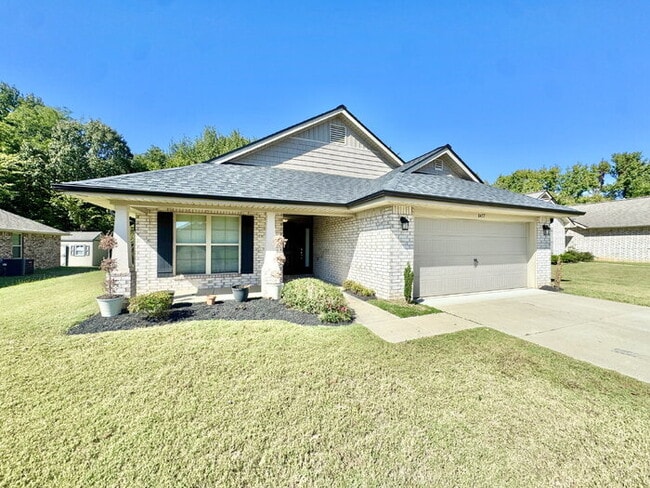 Photo - 8437 Grayce Dr