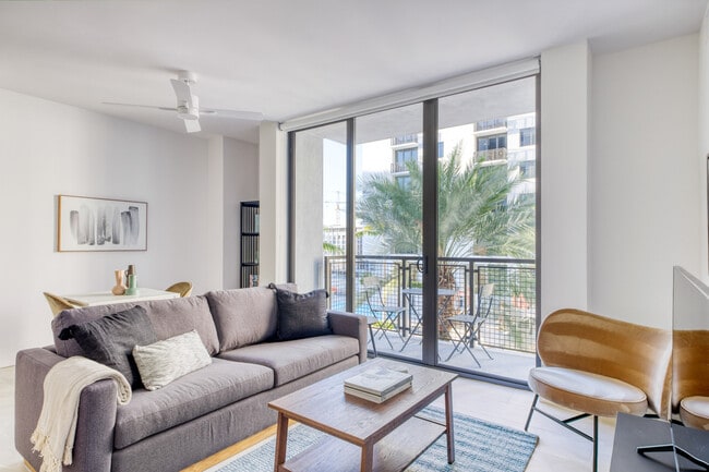 Photo - 21 NE 22nd St Unit FL11-ID147