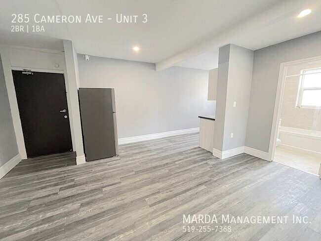 Photo - 285 Cameron Ave